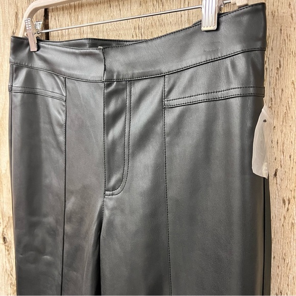 Free People NWOT Uptown Vegan Leather Pants size 12 - Picture 6 of 8